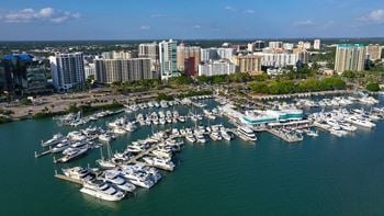 Breathtaking bay front views